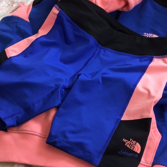 The North Face 2 Piece Sweatshirt Biker Short Set - Picture 2 of 8